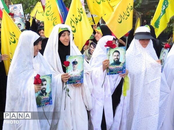 ۳۱۳ هزار جان‌فدا؛ روایت حماسه‌ای که در قاب‌ها ماندگار شد
