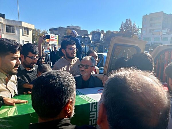 شهید گمنام در کاشمر تشیع شد