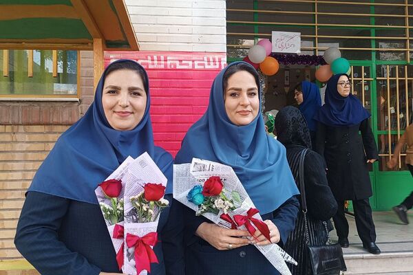 گام نهادن دانش‌آموزان کودکستانی شهرستان ورامین در مسیر تعلیم و تربیت
