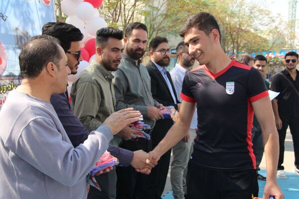 همبستگی در قامت ورزش