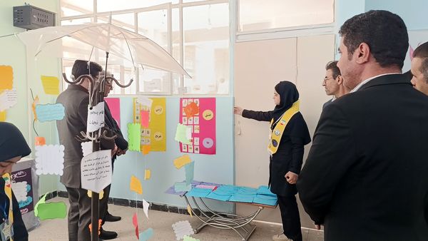 بازدید مسئولین استانی  از دبیرستان فرزانگان