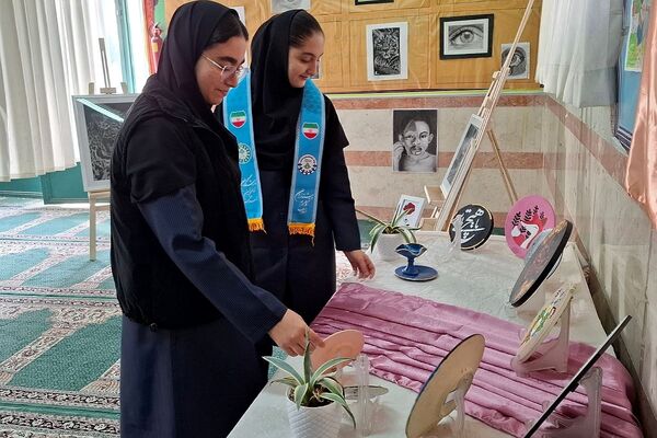 جلوه خلاقیت دانش‌آموزان بنت‌الهدی در هفته «ماها»