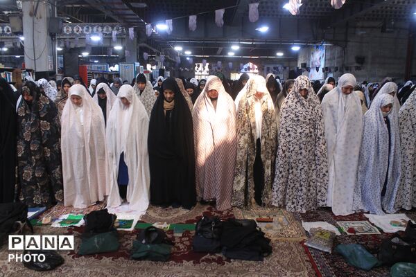 نماز جمعه بهارستان