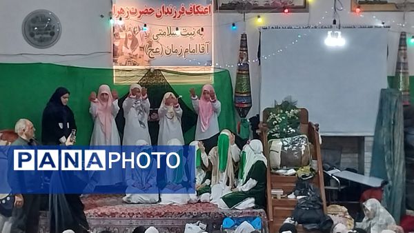 سومین روز اعتکاف دانش‌آموزان در نیشابور برگزار شد 