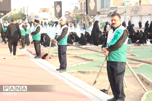 برپایی باشکوه نماز عید فطر در یزد