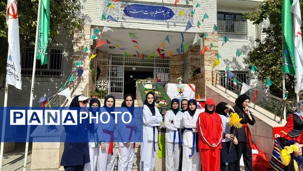 برگزاری المپیاد ورزشی و رقابت سالم دانش‌آموزان دبیرستان آینده‌سازان ناحیه ۴ کرج 