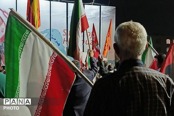 تجمع  مردمی در ملارد به شب 221 رسید 