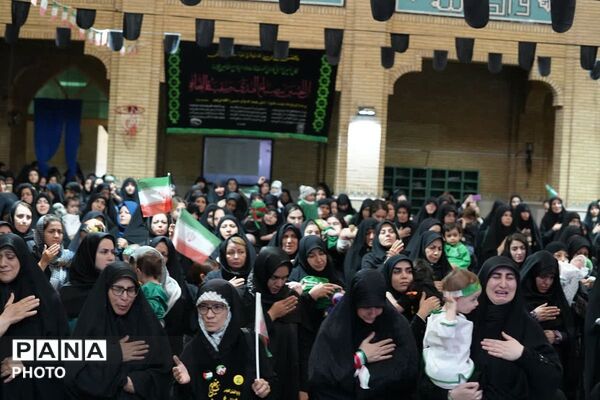 نوای «لبیک یا حسین» از اجتماع شیرخوارگان حسینی در فاز ۳ اندیشه