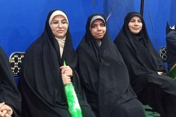 جشن باشکوه ایام الله دهه فجر در بهارستان‌دو