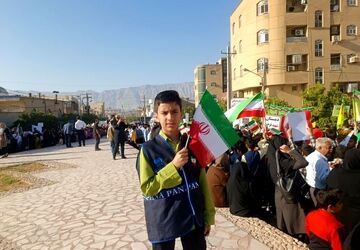 مرگ بر آمریکافریاد نسل جوان 