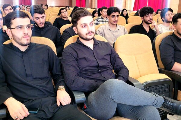 سمینار آموزشی دانشجویان دانشگاه فرهنگیان در بهارستان‌دو