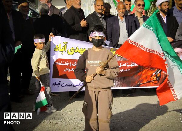 رزمایش حماسی و کاروان خودرویی در همدان؛ تجلیل از ارتش مقتدر در آستانه روز ارتش