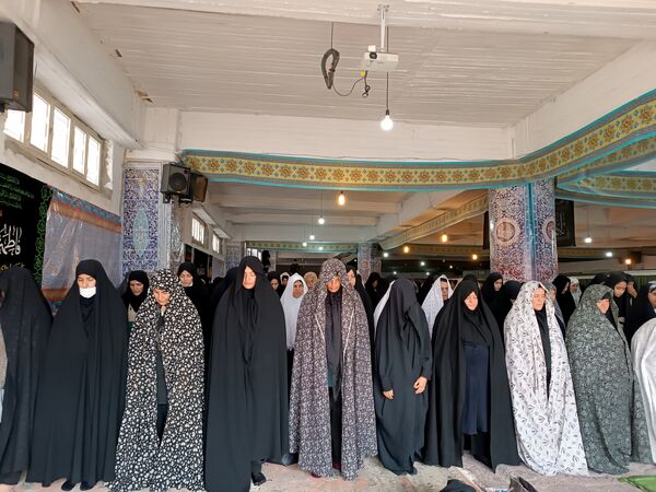 عطر حضور شهید گمنام در نماز جمعه فارسان