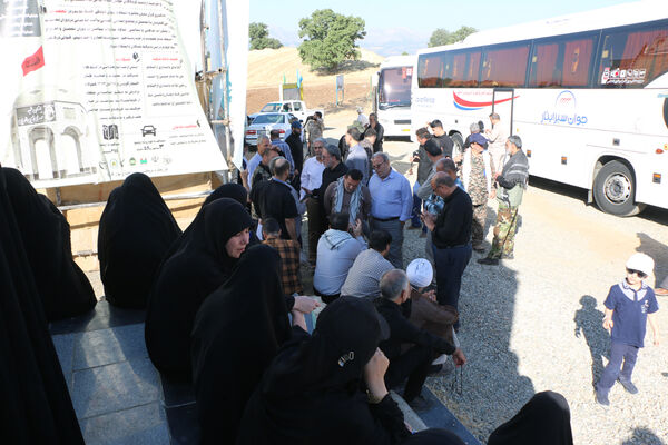 بازدید معلمان از یادمان محل شهادت سردار شهید «مهدی زین الدین»