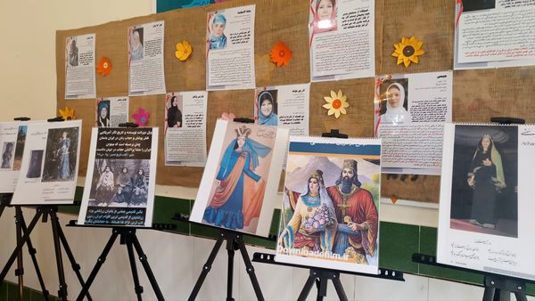 نمایشگاه ایرانمون در مدرسه خدیجه کبری شهرستان کیار