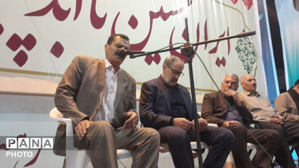 نود و هفت شب حضور حماسی و با شکوه مردم کوهدشت، در میدان امام خمینی(ره)