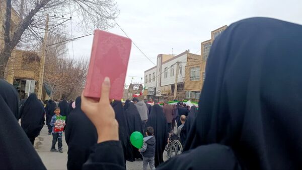 حضور با شکوه مردم تفت در راهپیمایی ۲۲ بهمن