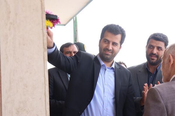 آیین گرامیداشت مقام معلم و به صدا درآوردن زنگ سپاس معلم در مدرسه شهید مرادی و شهید کلانتری پاکدشت