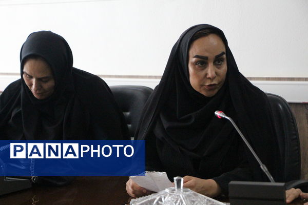 جلسه طرح نماد در آموزش و پرورش ناحیه یک یزد