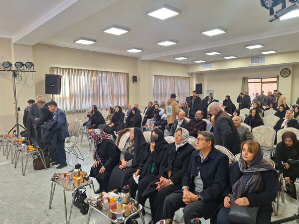 افتتاحیه همزمان 2 مدرسه خیرساز توسط 2 بانوی خیر نیک‌اندیش در ناحیه۴ اصفهان