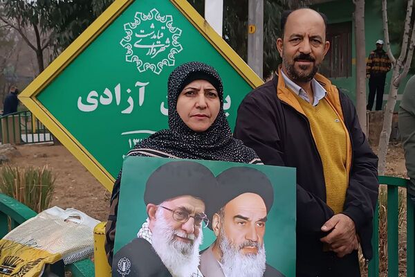 راهپیمایی باشکوه مردم قیامدشت در حمایت از آرمان‌های انقلاب