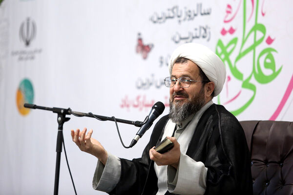 جشن ازدواج ۳۲۵ زوج جوان در حرم حضرت معصومه (س)