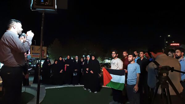 تجمع دانشجویان و دانش‌آموزان یاسوج در محکومیت توقیف کشتی «کاروان صمود» و ادامه حملات به غزه