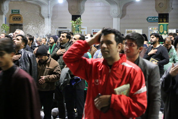 مراسم احیای شب بیست و یکم ماه رمضان در حرم کریمه اهل بیت(س)- 2