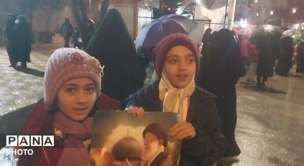 طوفانِ وفاداری در اجتماعات هر شب شهرستان کوهدشت 