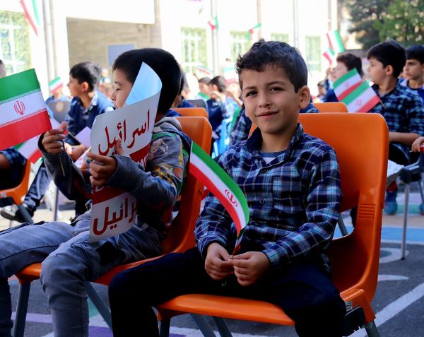جشن عاطفه‌ها، جشن شکوفه زدن درختان احساس و مهربانی 