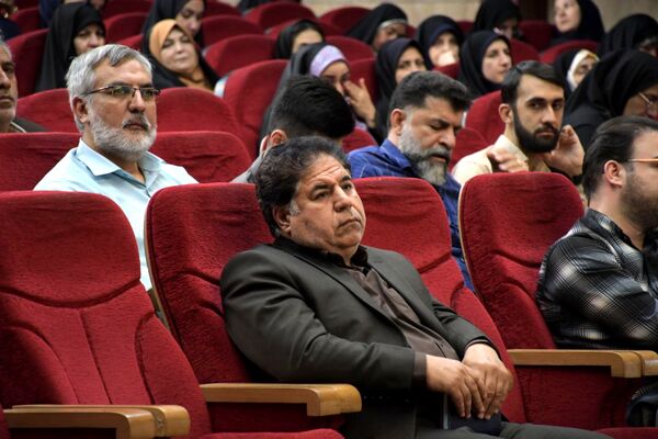نقش بی‌بدیل مربیان تربیتی در شکوفایی نسل آینده در همایش منطقه ۵ تهران بازخوانی شد