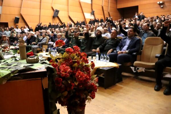 مراسم چهلم شهدای اقتدار در کوهدشت با حضور فرمانده سپاه حضرت ابوالفضل لرستان