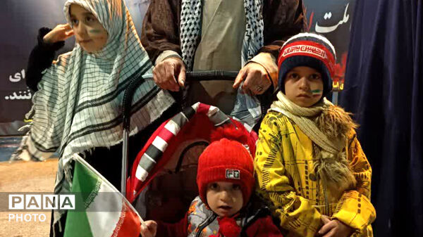 سی وهفتمین قرار خستگی ناپذیرمردم کوهدشت درقاب تصویر