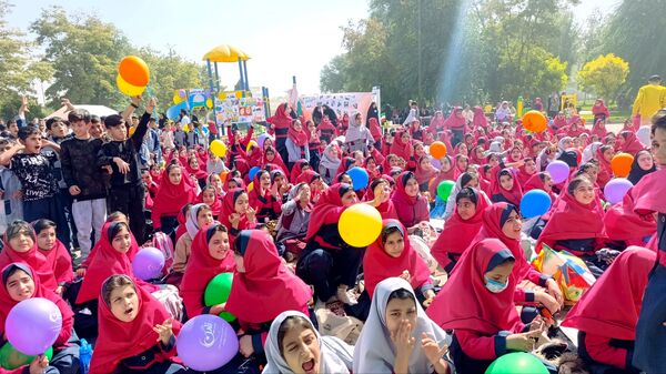 جشن هزارنفری «کودکان، حال خوش زندگی»