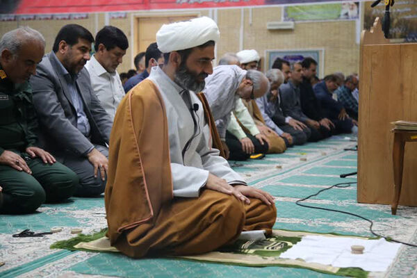 نماز عید فطر در اهرم