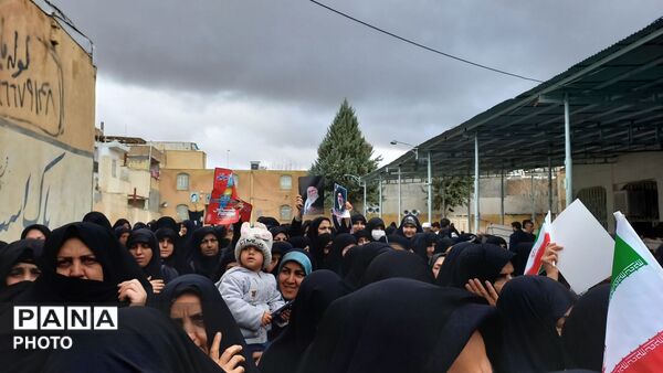 حضور گسترده مردم ولایتمدار و انقلابی شهر سلسله در مراسم راهپیمایی روز جهانی قدس
