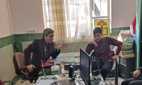 جلسه شورای پانا دبیرستان نمونه آیت الله خامنه ای 