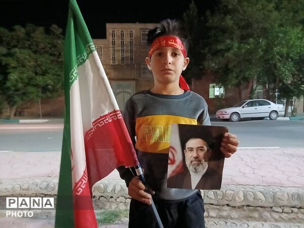 دهه نودی‌‌های یزدی پای کار انقلاب