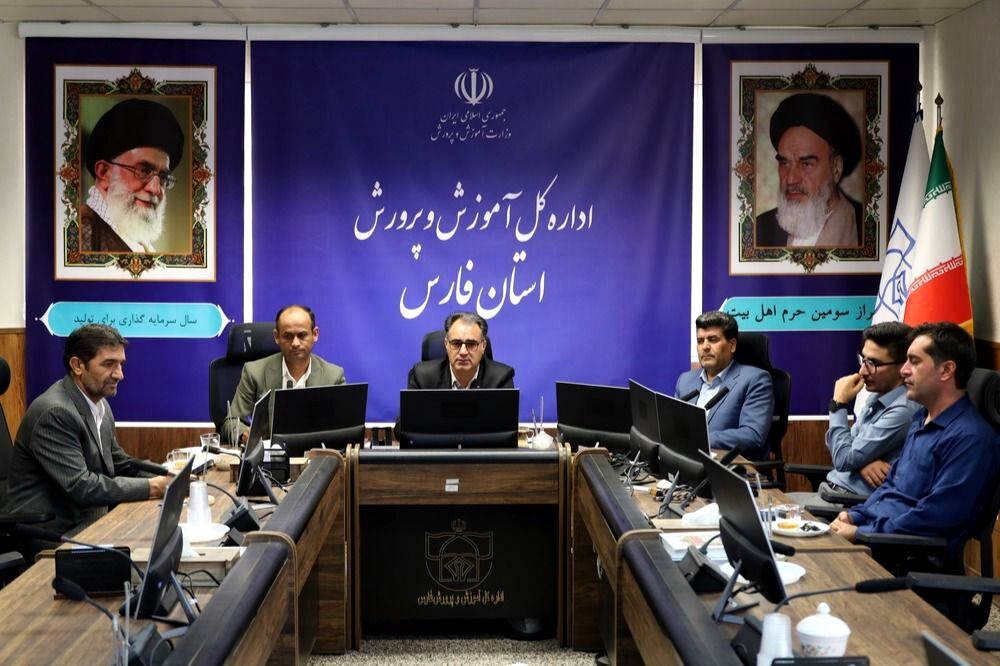 رسیدگی آنی به اعتراضات داوطلبان آزمون استخدامی ماده ۲۸ آموزش وپرورش فارس در مرحله معاینات پزشکی، تحویل مدارک و ارزیابی