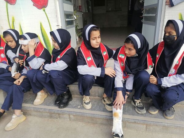 بیست و هفتمین دوره مانور زلزله در مدرسه ناهید نخودی 
