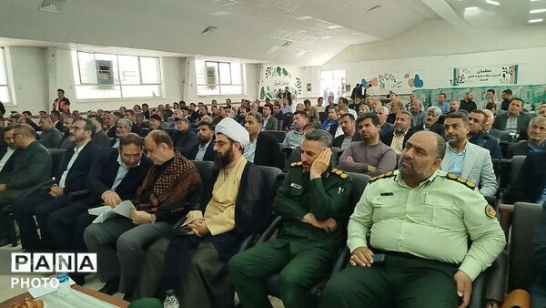 روز ملی شوراها در شهرستان فامنین