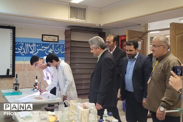 درخشش استعدادهای علمی مرحله استانی دوازدهمین جشنواره نوجوان خوارزمی در بهارستان‌دو