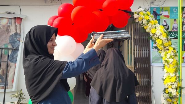 نواختن زنگ مهر و ایثار و مقاومت در دبیرستان نمونه دولتی معرفت