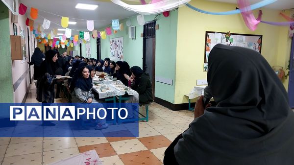 برگزاری محافل انس با قرآن و مراسم افطاری در مدارس شهرستان ملارد 