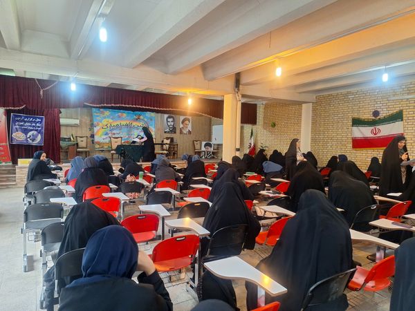 مسابقه بزرگ لیگ دانش آموزی جت مدارس منطقه ۵ تهران