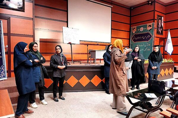 برگزاری کارگاه توانمندسازی مربیان پیش‌دبستانی در بهارستان‌۲