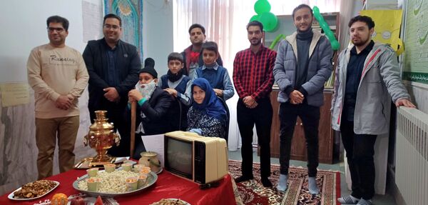 جشن یلدا و شور و نشاط در مدرسه فرهنگ شهیدان تهامی خلیل آباد