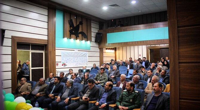 مراسم تکریم از معلمان بازنشسته شهرستان بام و صفی آباد