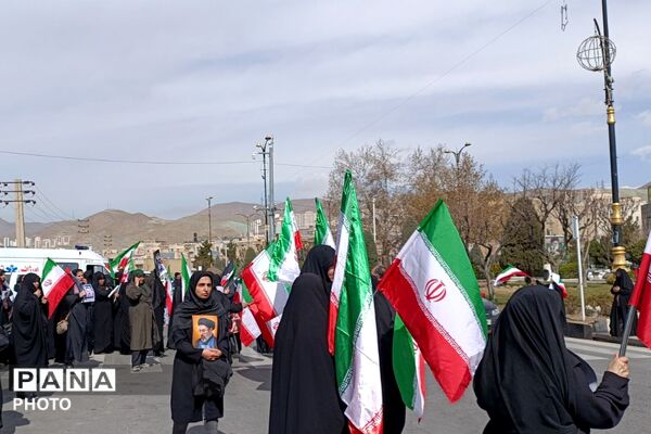پردیس میزبان تشییع و تدفین پیکر خانواده شهید دهقان‌زاده 