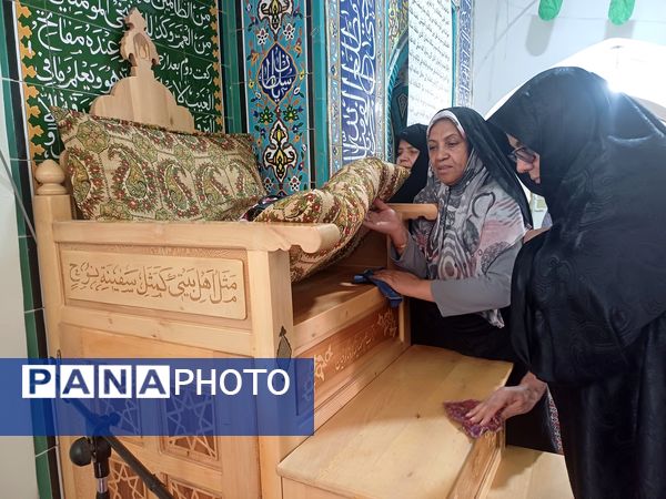 غبار روبی مسجد جامع کوهپایه همزمان با حلول ماه رمضان و ایام نوروز